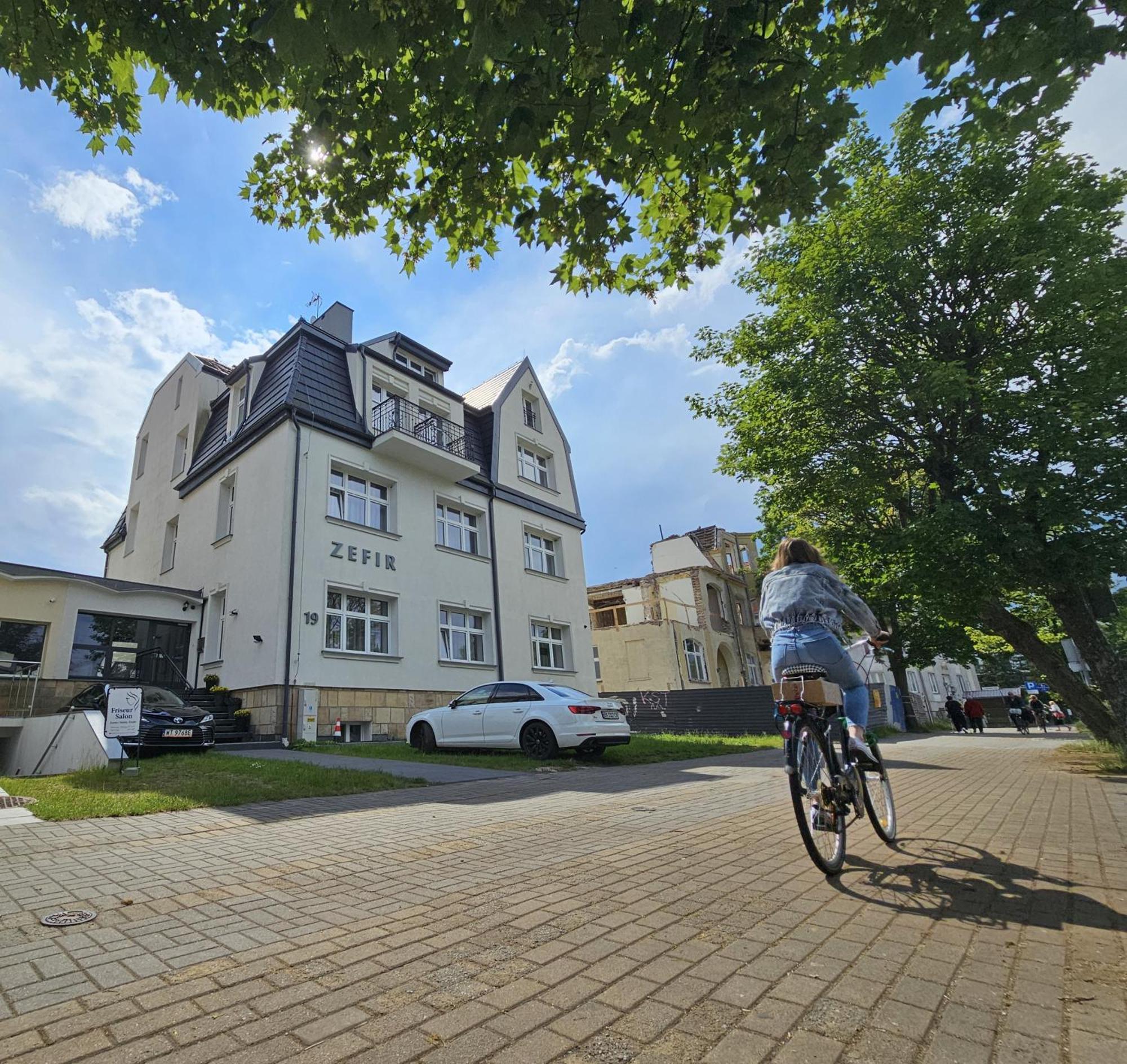 Dom Wczasowy Zefir Swinoujscie Exterior foto